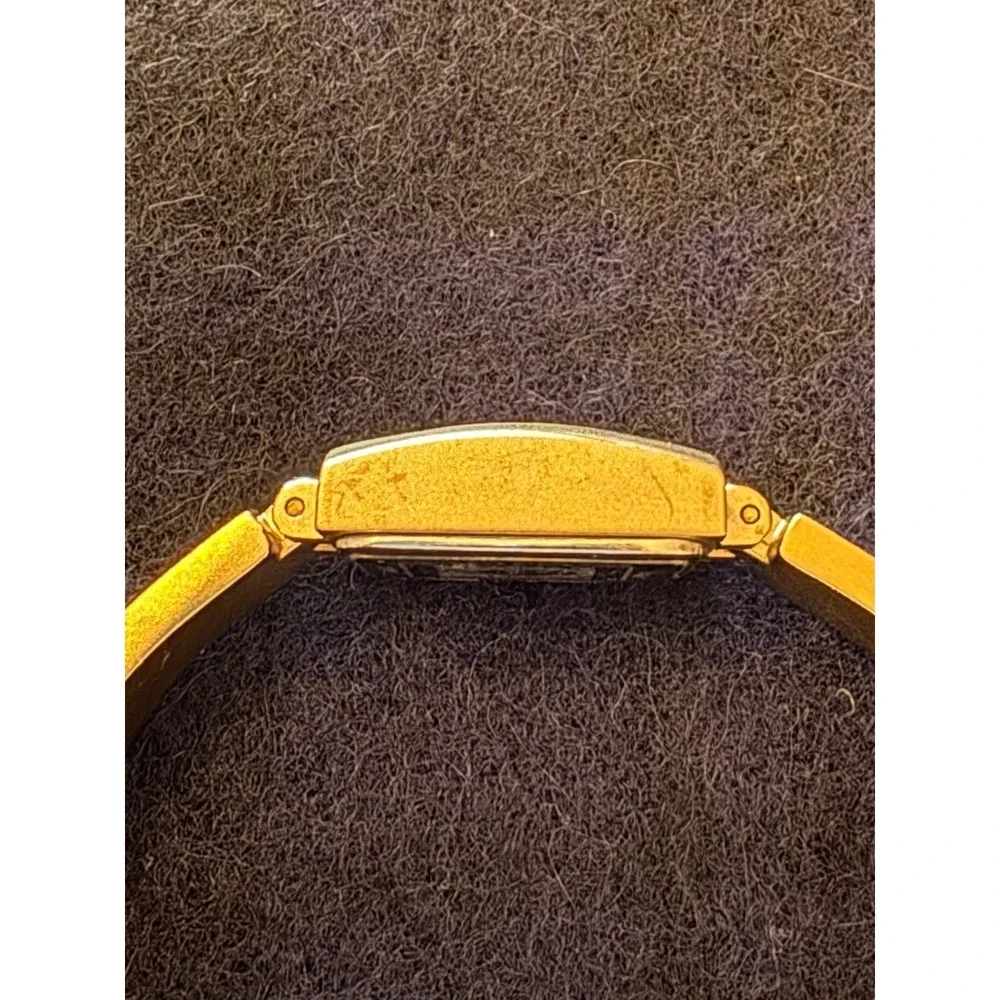 Anne Klein anne klein
